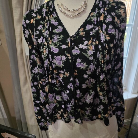 Hippie Rose Black and Purple Floral Blouse - Picture 2 of 3